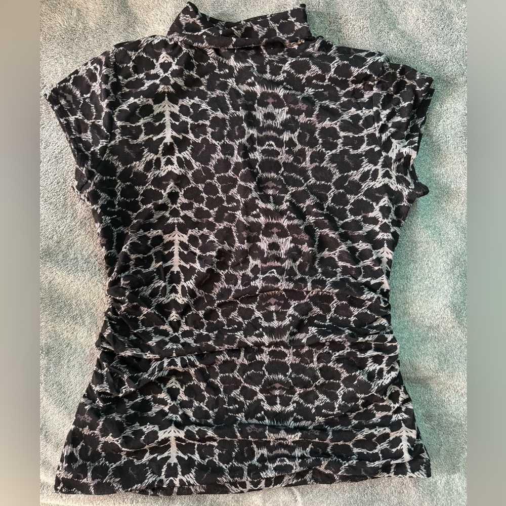 Y2k snow leopard print kenneth Cole new york